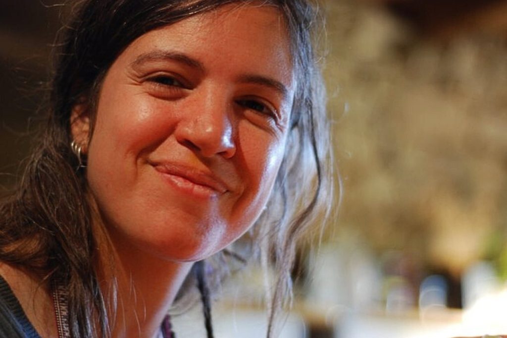 Laura Rila laura rila